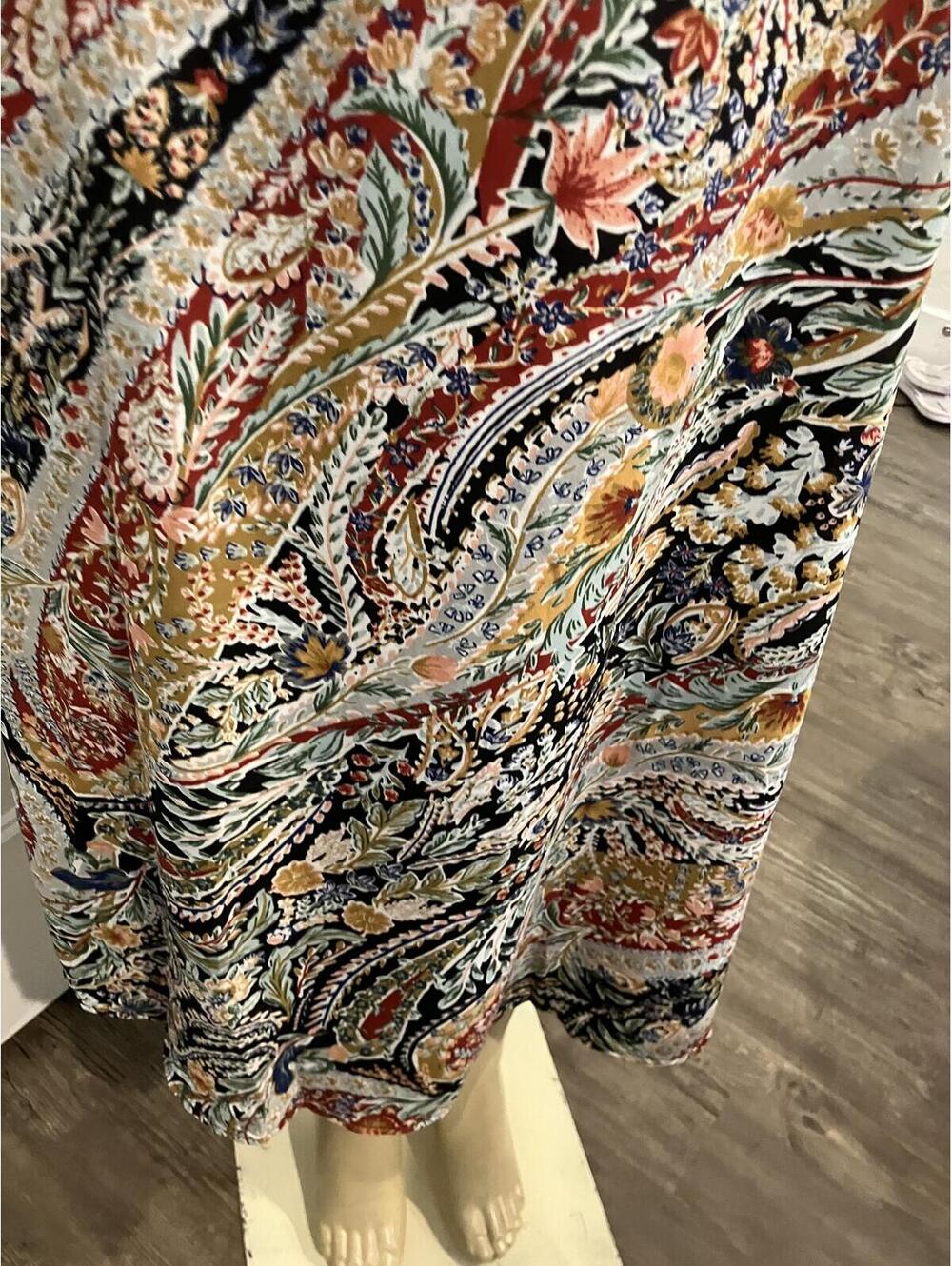 NWT Large Black Multi Paisley Print Skirt - Picture 5 of 10